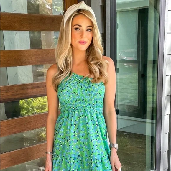 Lele Sadoughi Bianca Eyelet Knotted Headband - Picture 7 of 9